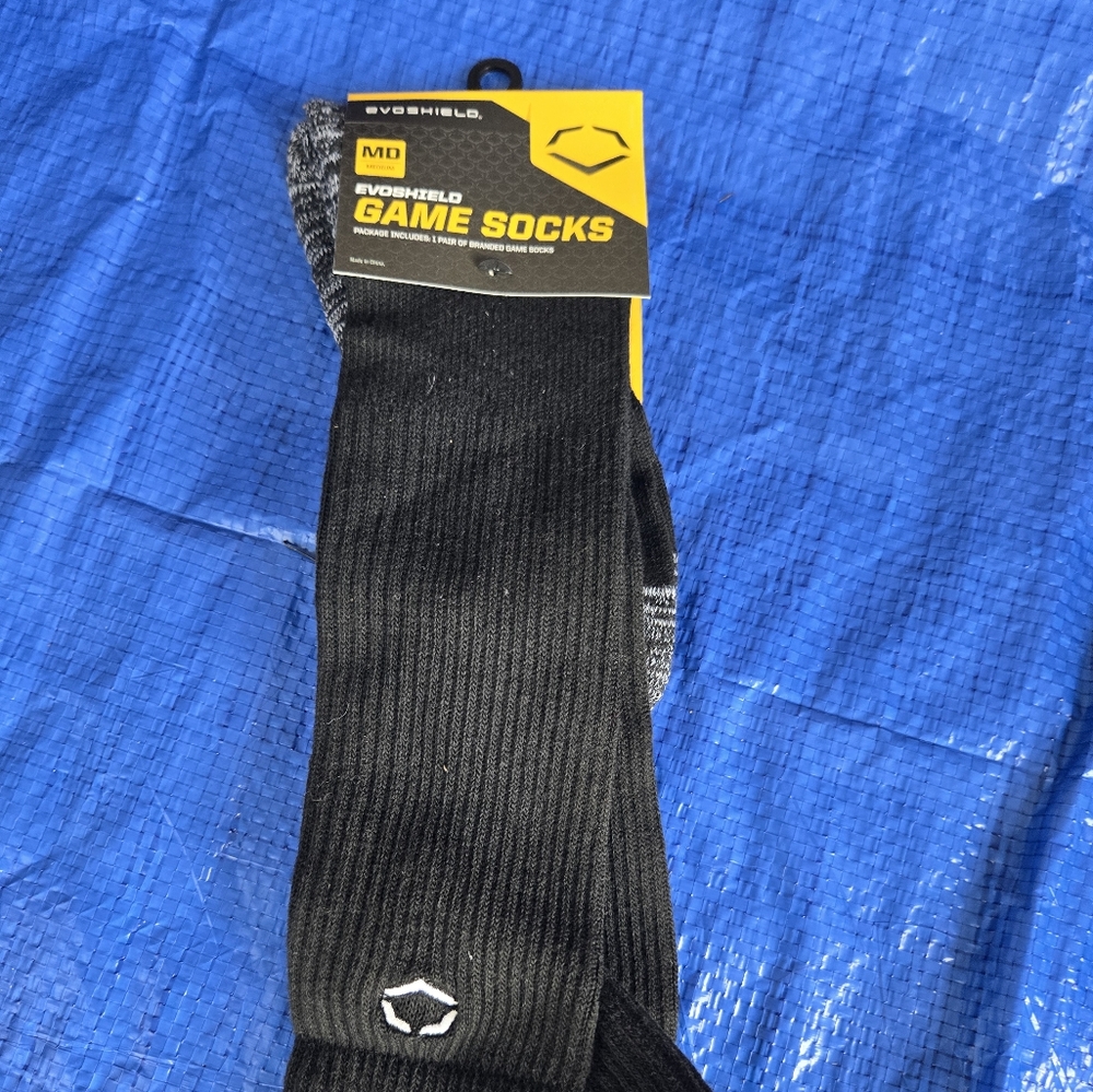 NWT- EVOSHIELD Baseball GAME SOCKS. Black. Size MEDIUM